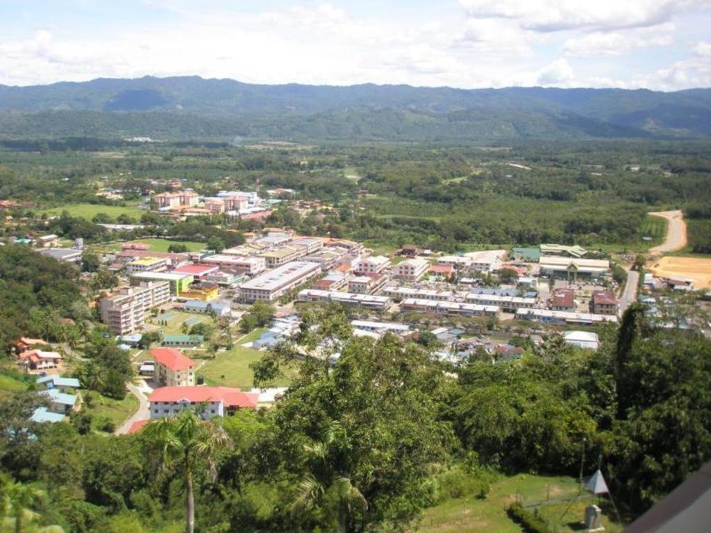 Perkasa Hotel Tenom Exterior foto