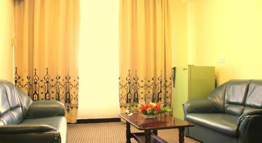 Perkasa Hotel Tenom Exterior foto