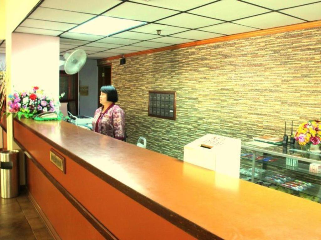 Perkasa Hotel Tenom Exterior foto